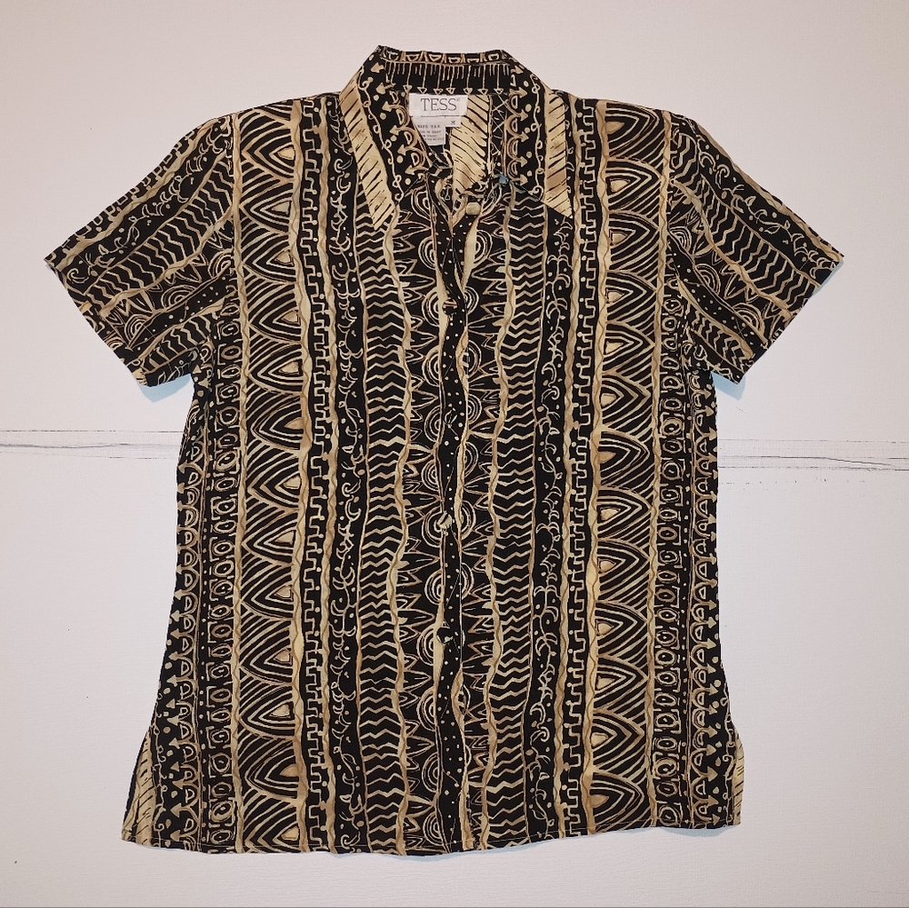 Tess Women's Medium 100% Silk Funky Tribal Art-wear V-Neck Short Sleeve Blouse